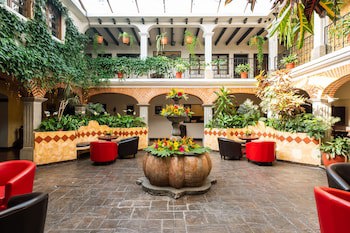 El Carmen Hotel
