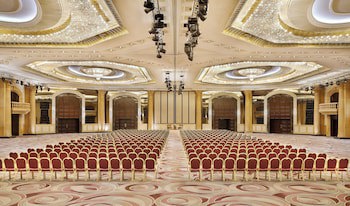Al Habtoor Grand Hotel Beirut