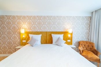 Grand Hotel Normandy By Cw Hotel Collection