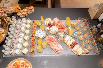 Grand Hotel Normandy By Cw Hotel Collection