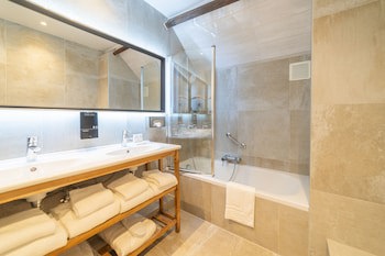 Grand Hotel Normandy By Cw Hotel Collection