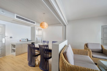 Andamantra Resort And Villa Phuket