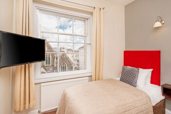 Clifton Hotel