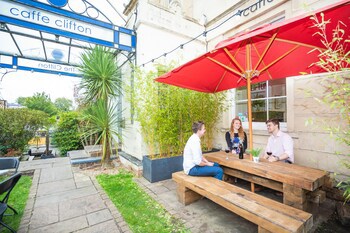 Clifton Hotel