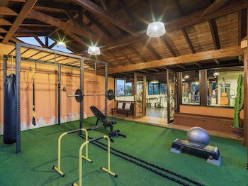 Green Garden Resort & Suites