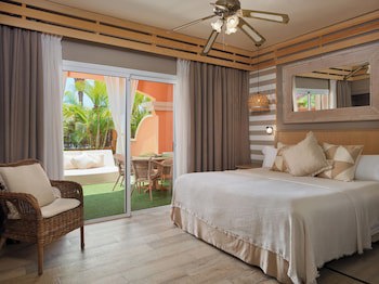 Green Garden Resort & Suites