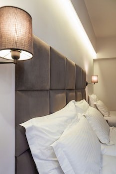 Athens Odeon Hotel