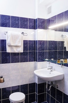 Athens Odeon Hotel