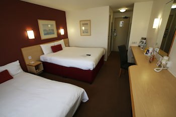 Days Inn By Wyndham London Stansted Airport