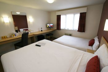 Days Inn By Wyndham London Stansted Airport