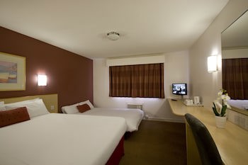Days Inn By Wyndham London Stansted Airport