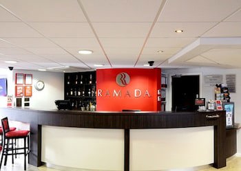Days Inn By Wyndham London Stansted Airport