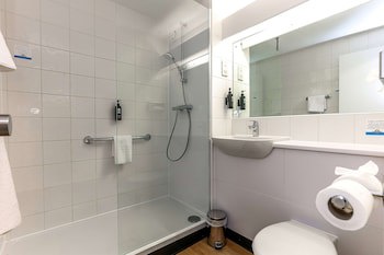 Days Inn By Wyndham London Stansted Airport