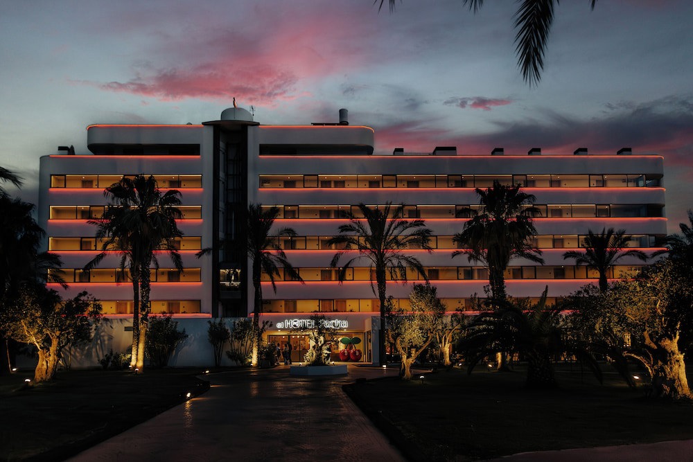 Pacha Hotel