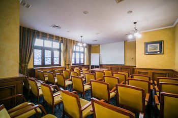 Hotel Opera