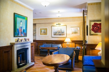 Hotel Opera
