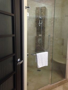 Holiday Inn Villahermosa Aeropuerto, An Ihg Hotel