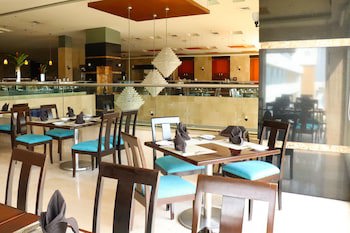 Holiday Inn Villahermosa Aeropuerto, An Ihg Hotel
