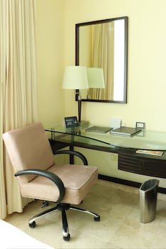 Holiday Inn Villahermosa Aeropuerto, An Ihg Hotel