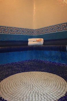 Holiday Inn Villahermosa Aeropuerto, An Ihg Hotel