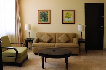 Holiday Inn Villahermosa Aeropuerto, An Ihg Hotel