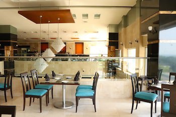 Holiday Inn Villahermosa Aeropuerto, An Ihg Hotel