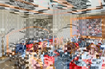 Sherwood Exclusive Lara