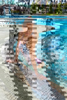 Sherwood Exclusive Lara