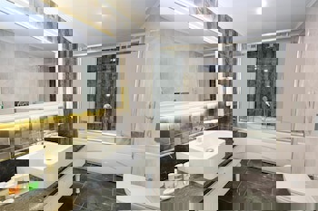 Sherwood Exclusive Lara