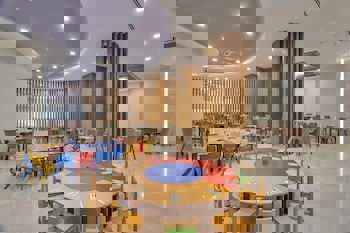 Sherwood Exclusive Lara