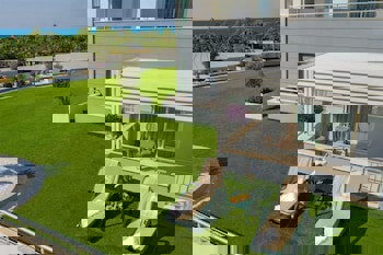 Sherwood Exclusive Lara