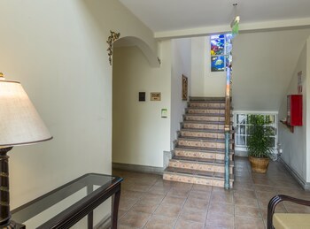 Casa Conde Hotel & Suites