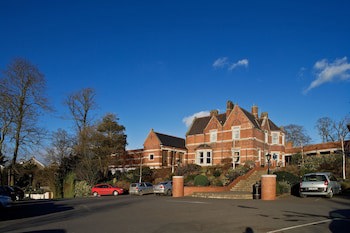 Brandon House Hotel
