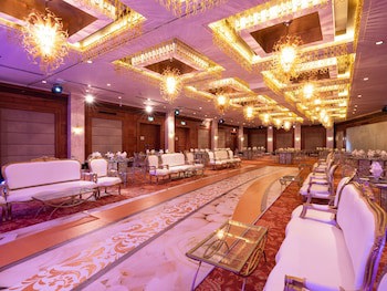 Holiday Inn Kuwait, An Ihg Hotel