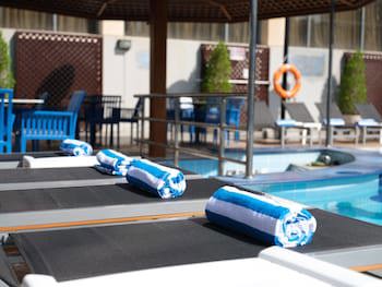 Holiday Inn Kuwait, An Ihg Hotel