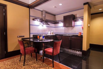 Holiday Inn Kuwait, An Ihg Hotel