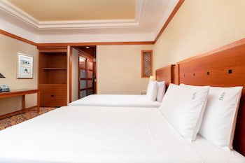 Holiday Inn Kuwait, An Ihg Hotel