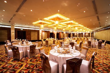 Holiday Inn Kuwait, An Ihg Hotel