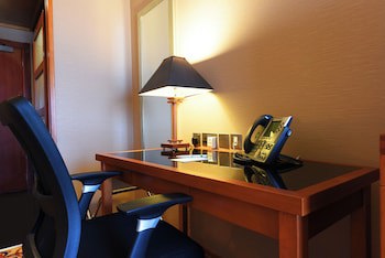 Holiday Inn Kuwait, An Ihg Hotel