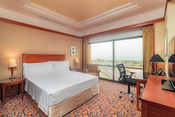 Holiday Inn Kuwait, An Ihg Hotel