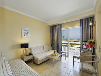 Athineon Hotel galeri fotoğrafı