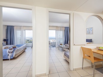 Athineon Hotel galeri fotoğrafı