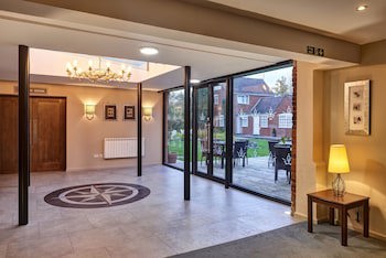 Kings Court Hotel