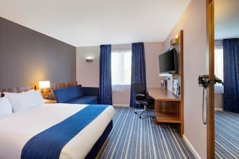 Holiday Inn Express Poole, An Ihg Hotel