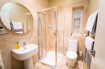 Brooks Guesthouse