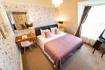 Brooks Guesthouse