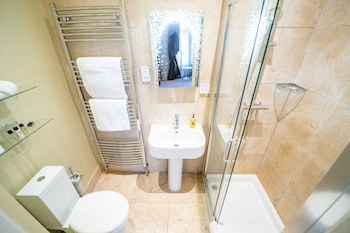 Brooks Guesthouse