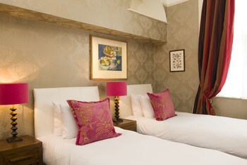 Brooks Guesthouse