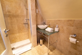 Brooks Guesthouse