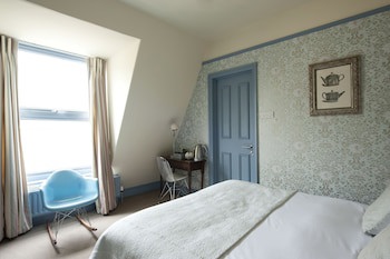 Brooks Guesthouse